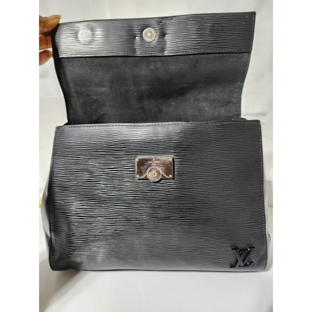 LOUIS VUITTON Epi Leather Cluny Satchel Bag Black